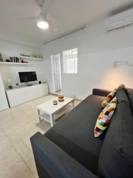 Magnifico Apartamento En El Centro De פואנגירולה מראה חיצוני תמונה
