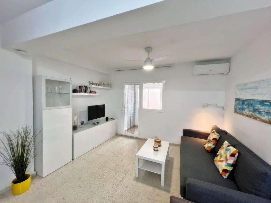 Magnifico Apartamento En El Centro De פואנגירולה מראה חיצוני תמונה