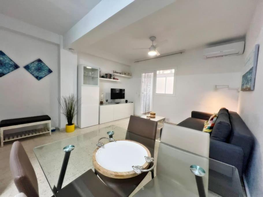 Magnifico Apartamento En El Centro De פואנגירולה מראה חיצוני תמונה